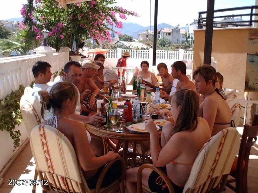 Irem Apart Hotel Marmaris Esterno foto